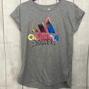 Adidas girls soccer shirt size XL 16 ⚽️